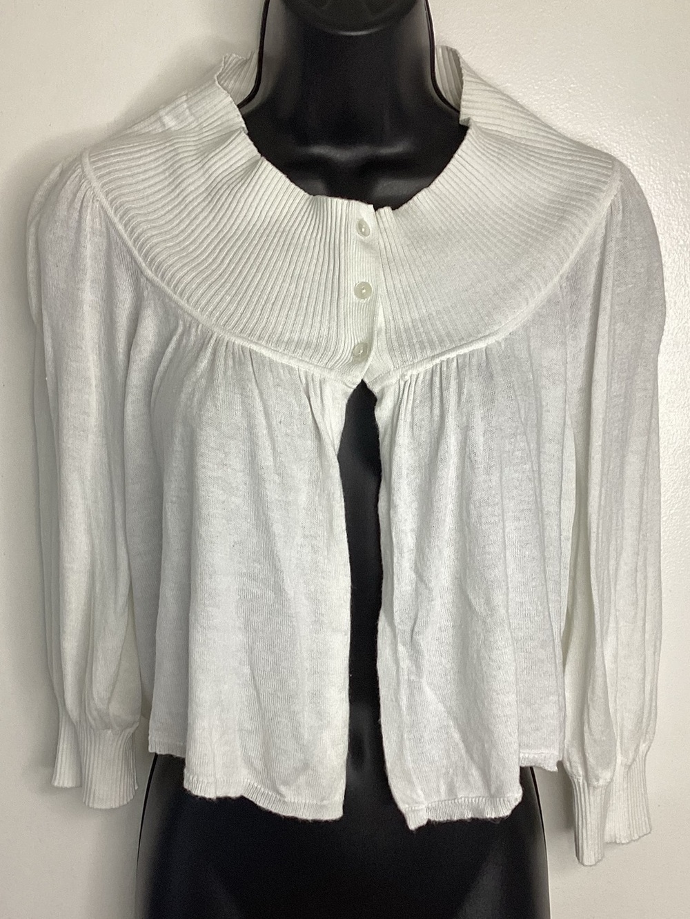 White Rib-Yoke Button Crop Cardigan M